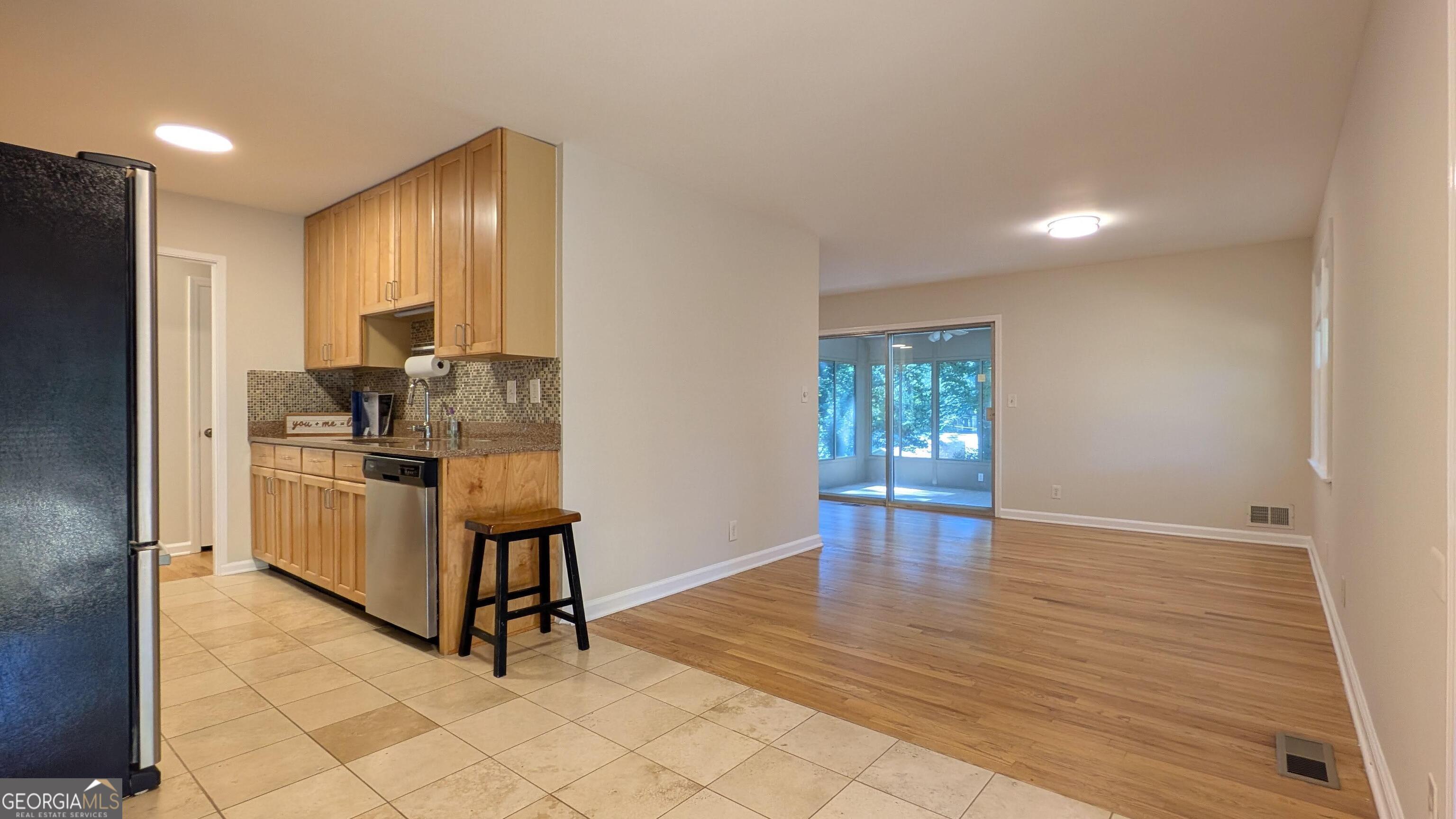 1222 Laurel Hill Drive Decatur, GA 30033 - Photo 5 of 18