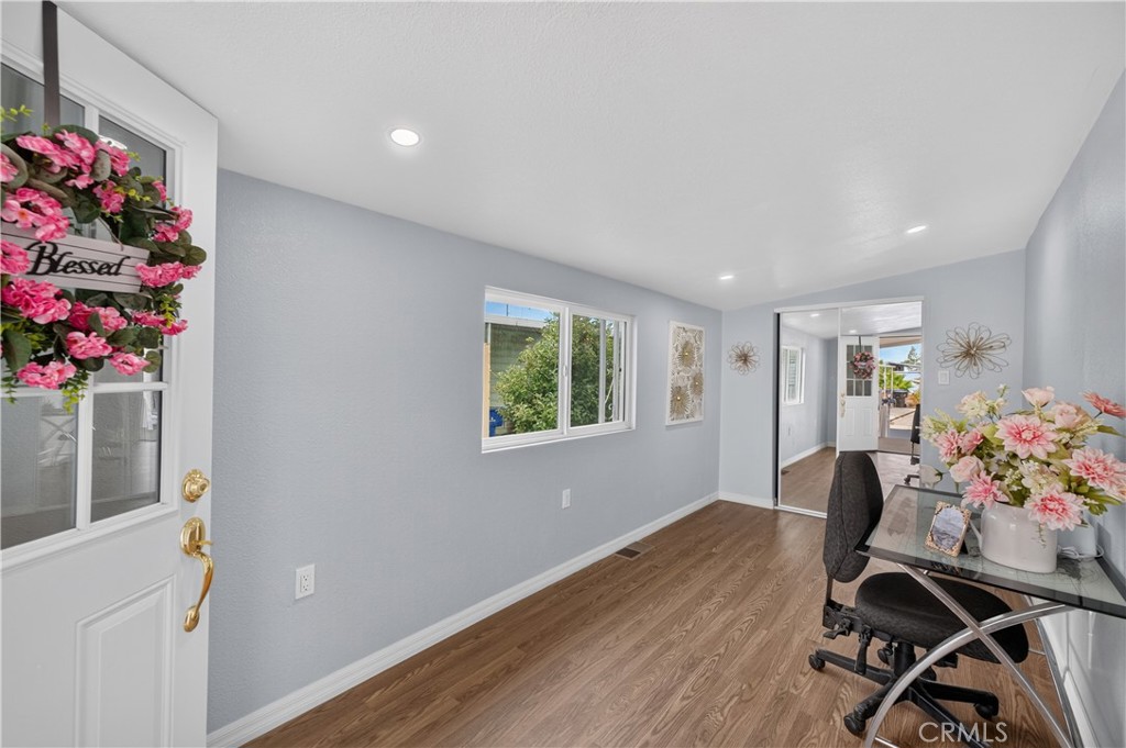 3700 Buchanan Street, Unit 72 Riverside, CA 92503 - Photo 27 of 41 Room #3
