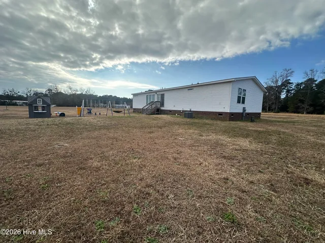 $1,600 | 177 Piney Grove Baptist Church Road, Swansboro, NC 28584