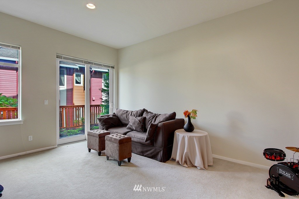 96 Sky Ridge Road Northwest, Unit 604 Issaquah, WA 98027 - Photo 12 of 15