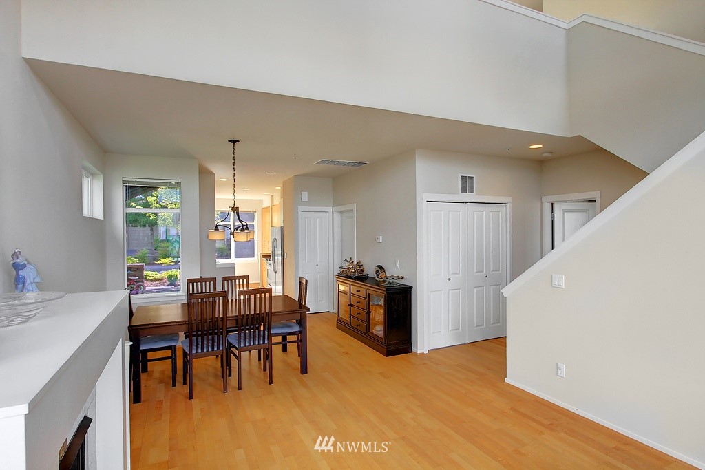96 Sky Ridge Road Northwest, Unit 604 Issaquah, WA 98027 - Photo 4 of 15
