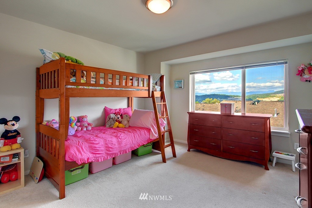 96 Sky Ridge Road Northwest, Unit 604 Issaquah, WA 98027 - Photo 10 of 15