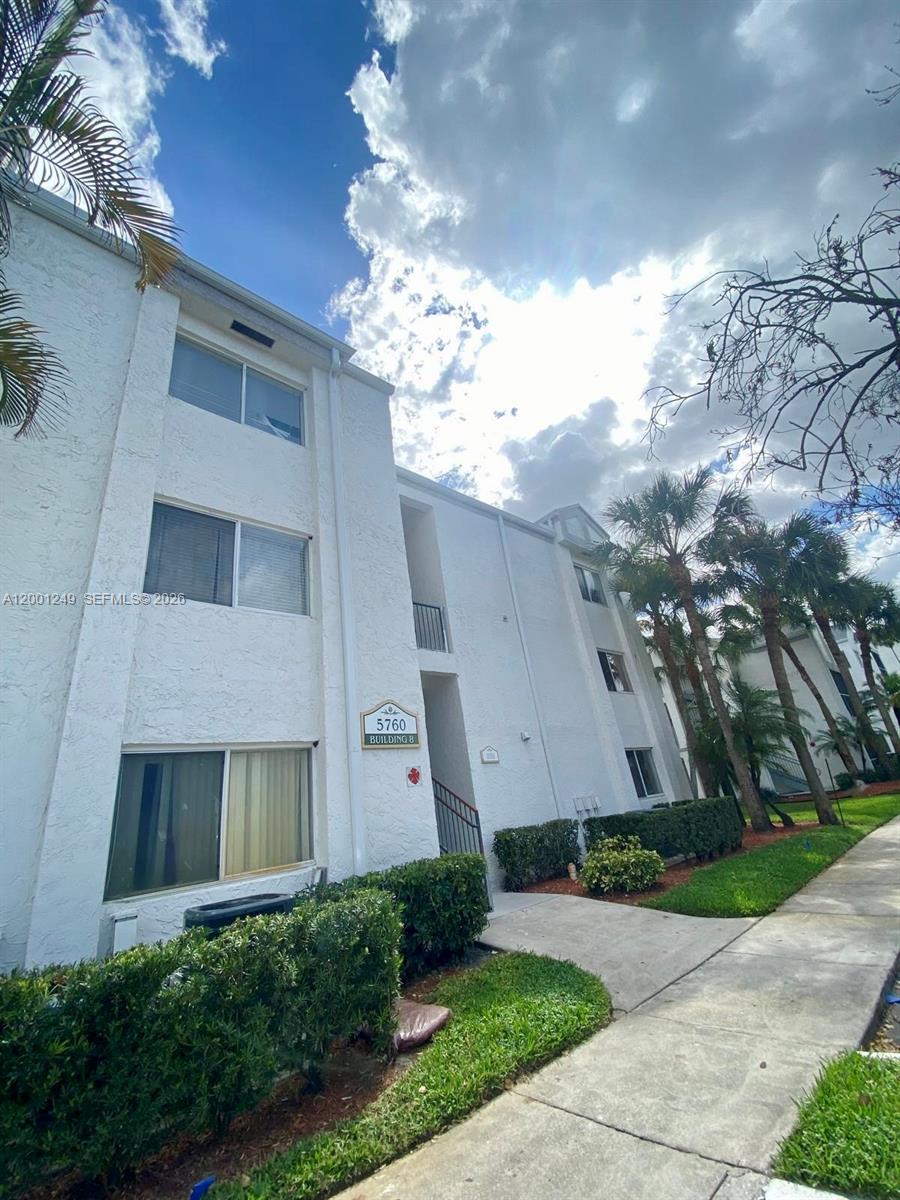 5760 Rock Island Road, Unit 340 Tamarac, FL 33319 - Photo 2 of 12