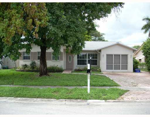 22081 Southwest 58th Avenue Boca Raton, FL 33428 - Photo 1 of 4 Exterior Front