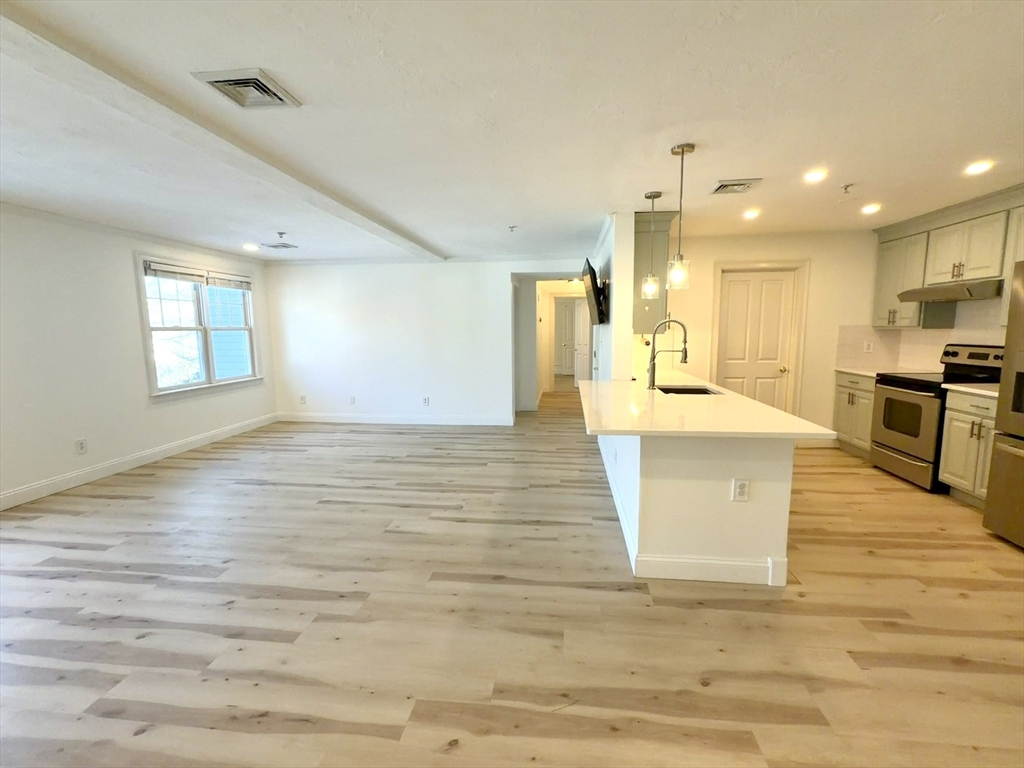 29 Maple Street, Unit H Canton, MA 02021 - Photo 2 of 20