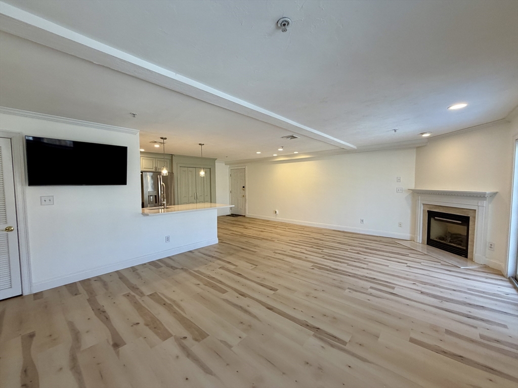 29 Maple Street, Unit H Canton, MA 02021 - Photo 8 of 20