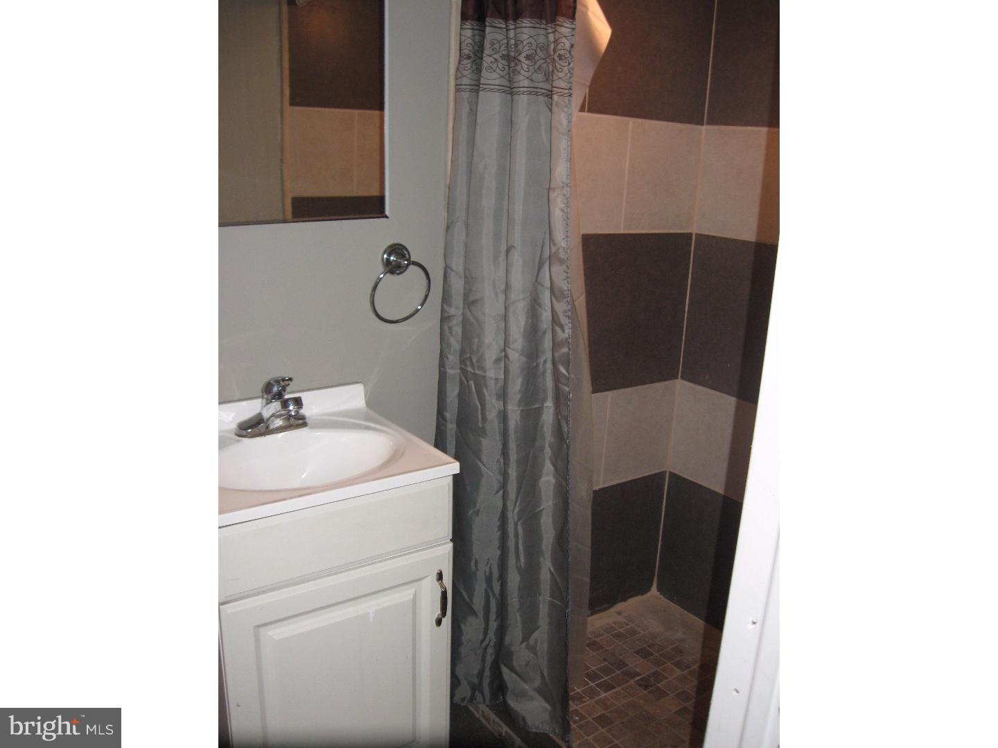 5560 Miriam Road Philadelphia, PA 19124 - Photo 17 of 24 Gallery Image 17