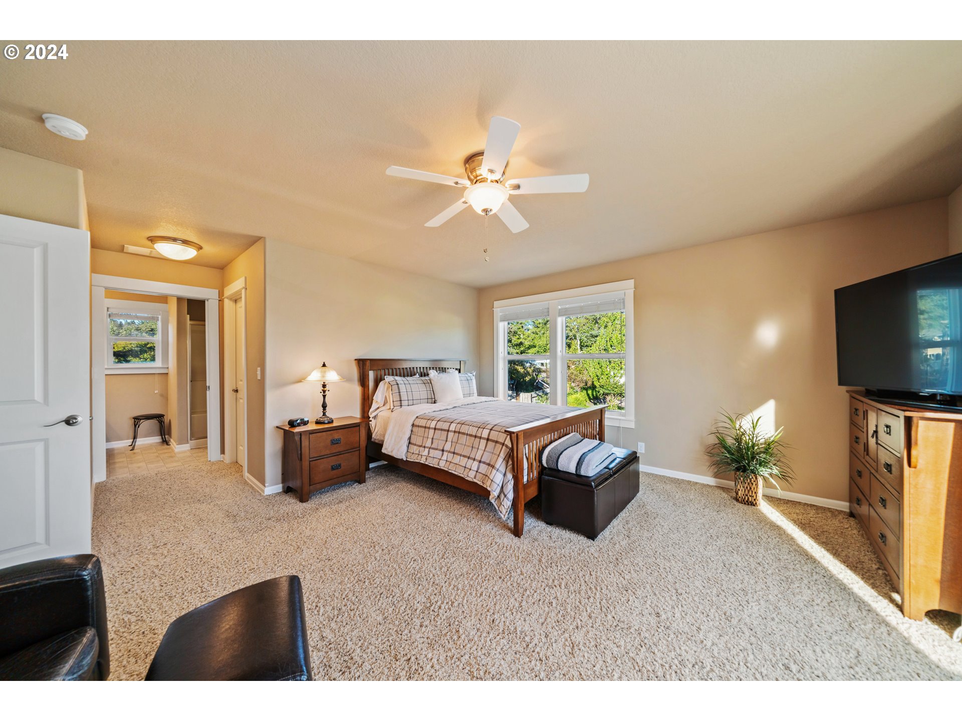 2150 Bayview Road West Netarts, OR 97141 - Photo 22 of 48 Primary Bedroom