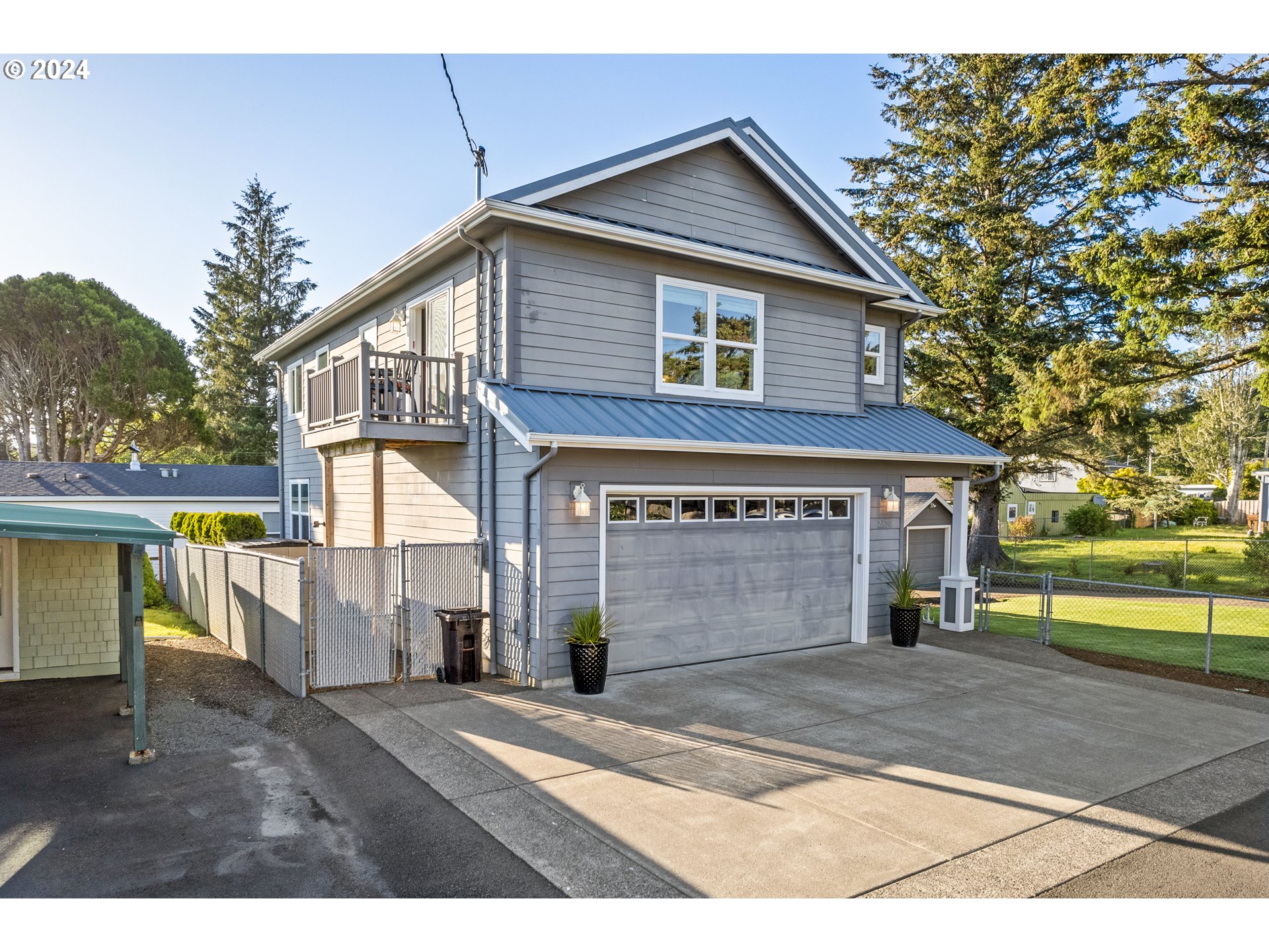 2150 Bayview Road West Netarts, OR 97141 - Photo 47 of 48 Garage