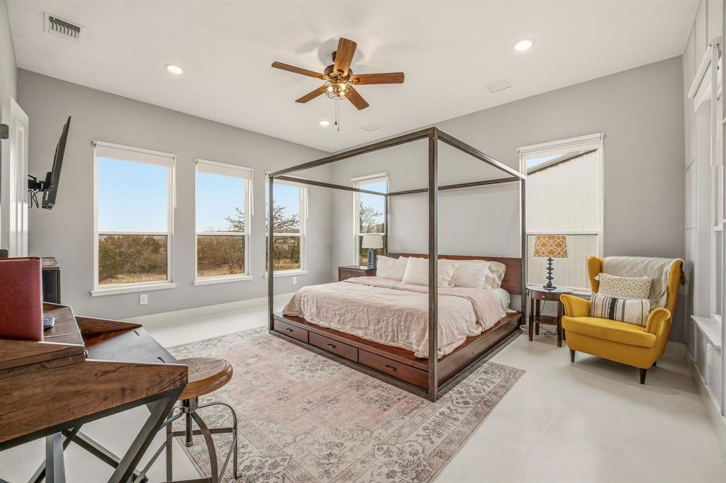 148 South Rnch Drive Graham, TX 76450 - Photo 14 of 38