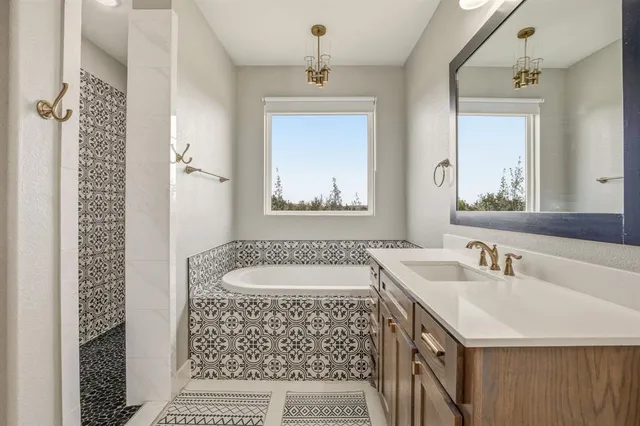 $975,000 | 148 South Rnch Drive, Graham, TX 76450