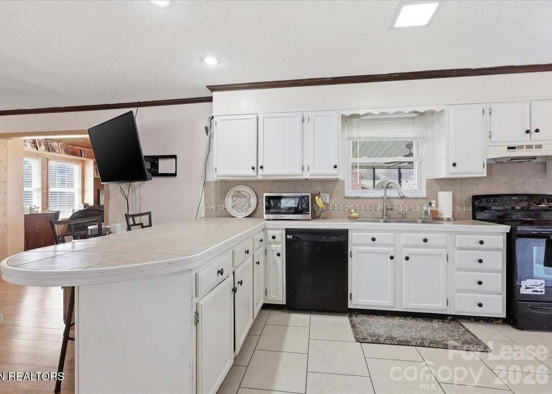 853 Walker Road Knoxville, TN 37923 - Photo 7 of 16