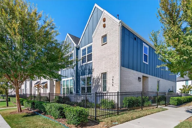 $309,900 | 7696 Resting Mews Lane, North Richland Hills, TX 76182