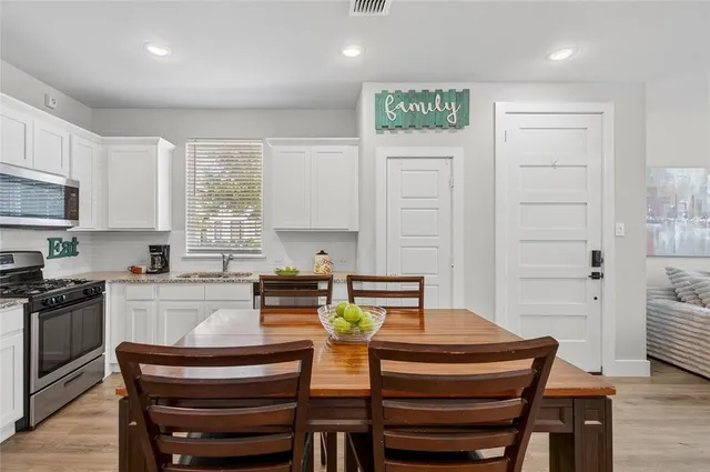 $309,900 | 7696 Resting Mews Lane, North Richland Hills, TX 76182