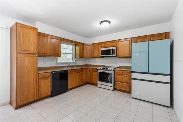 $284,900 | 2230 Northwest 57 Terrace, Gainesville, FL 32605