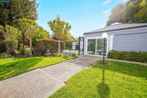 $810,000 | 266 Ashley Circle, Unit 37, Danville, CA 94526