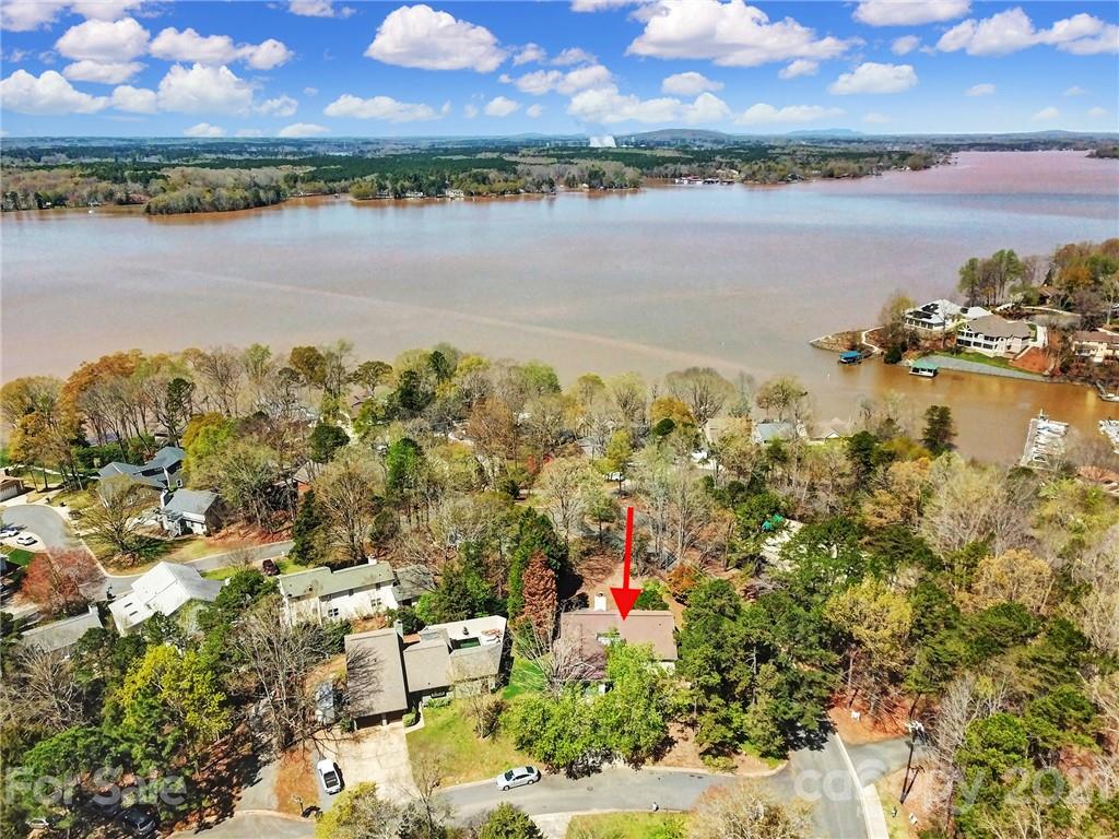 7032 Cambridge Circle Tega Cay, SC 29708 - Photo 34 of 36 a view of a city with lake view
