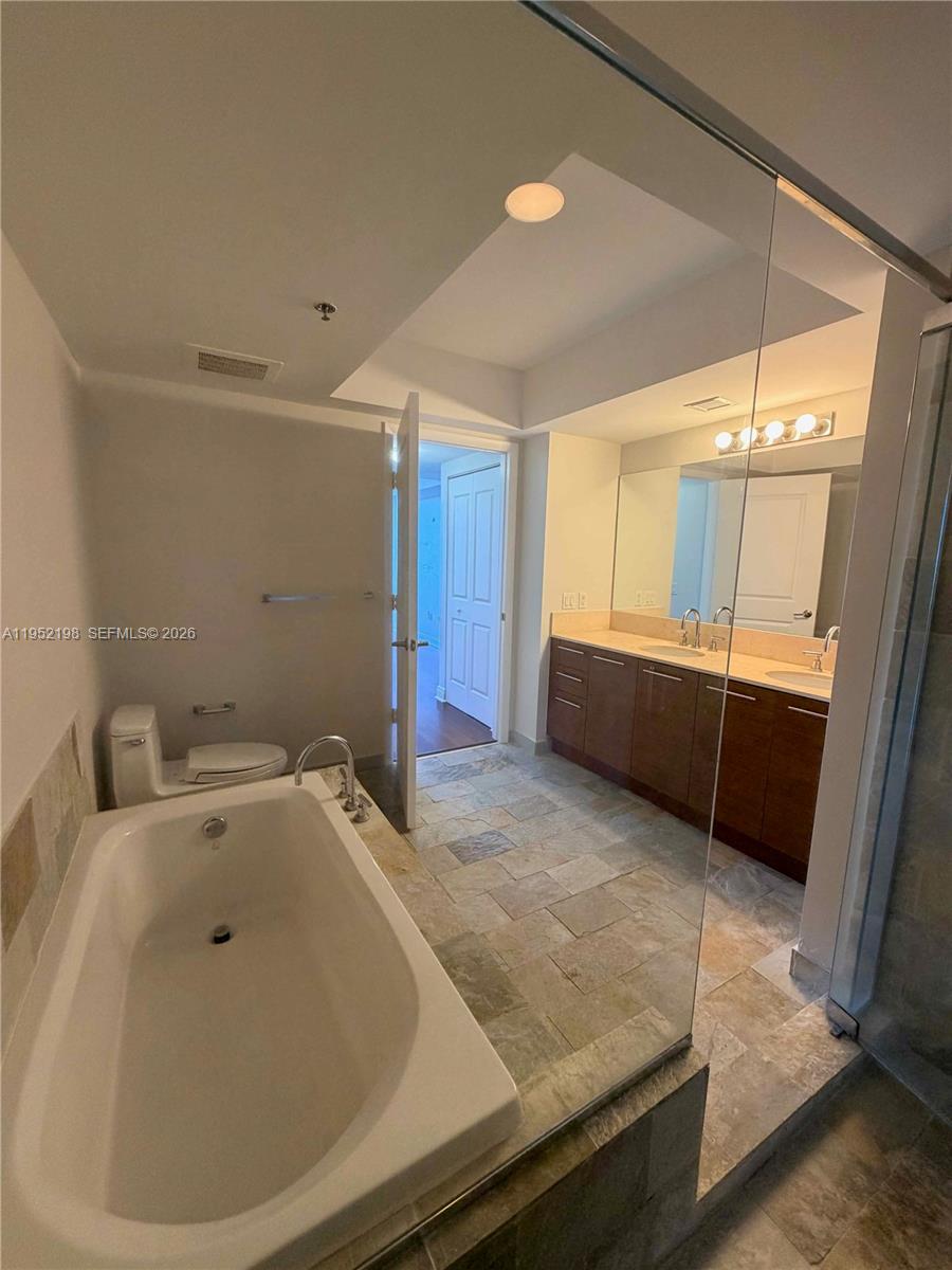 2641 North Flamingo Road, Unit 1705N Sunrise, FL 33323 - Photo 18 of 39