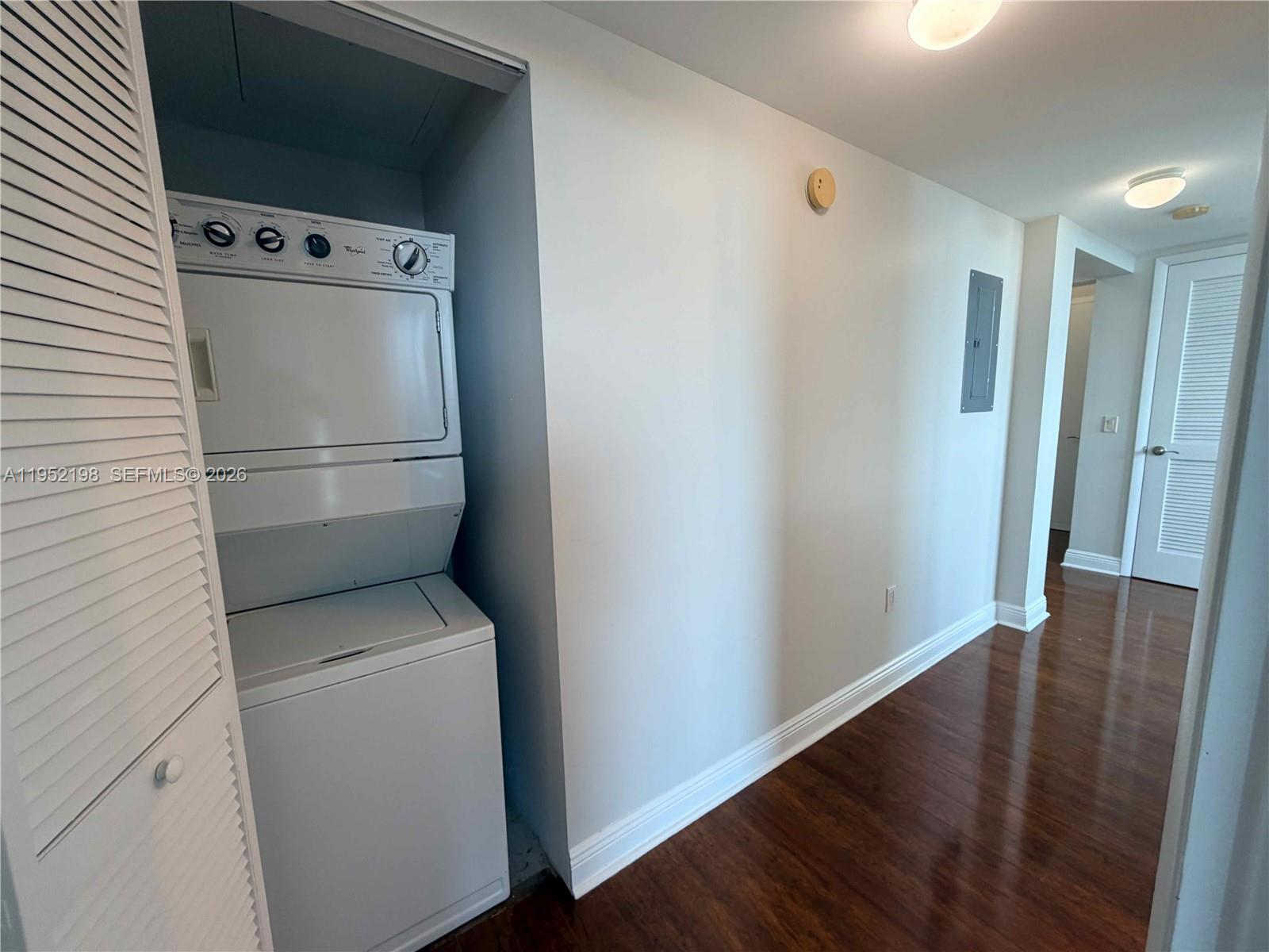 2641 North Flamingo Road, Unit 1705N Sunrise, FL 33323 - Photo 26 of 39