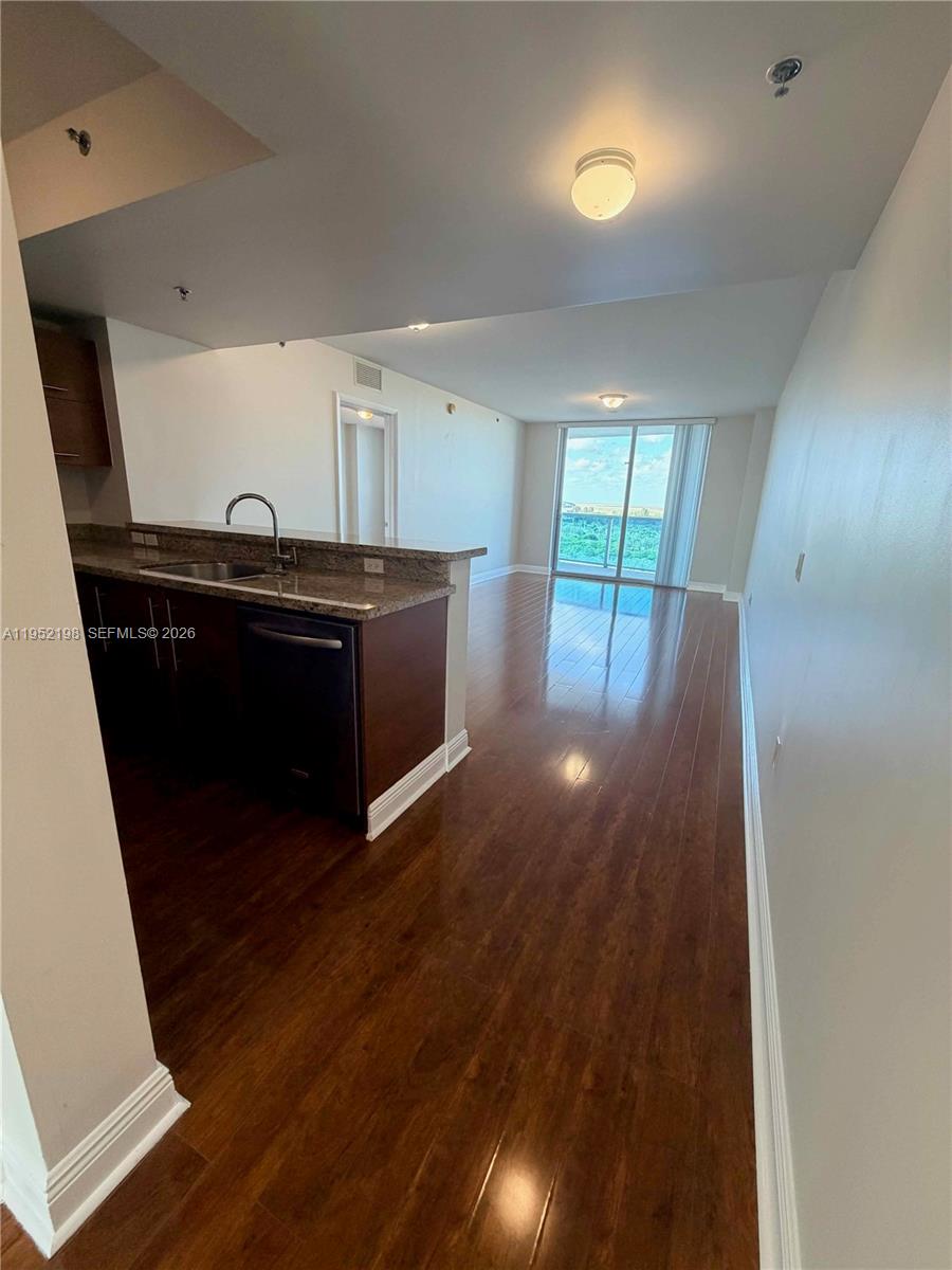 2641 North Flamingo Road, Unit 1705N Sunrise, FL 33323 - Photo 4 of 39