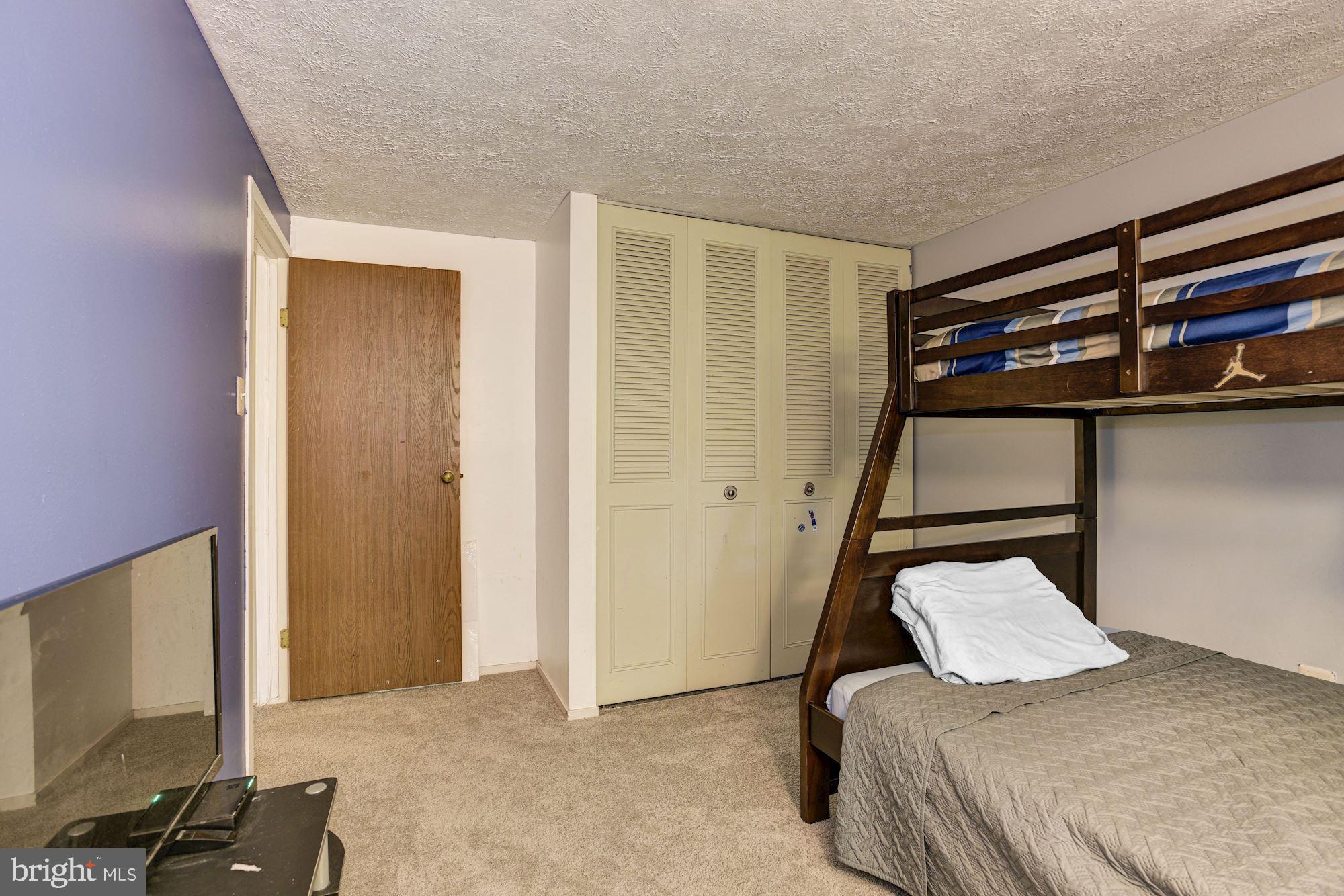 4823 Hawksbury Road Baltimore, MD 21208 - Photo 19 of 31 Bedroom