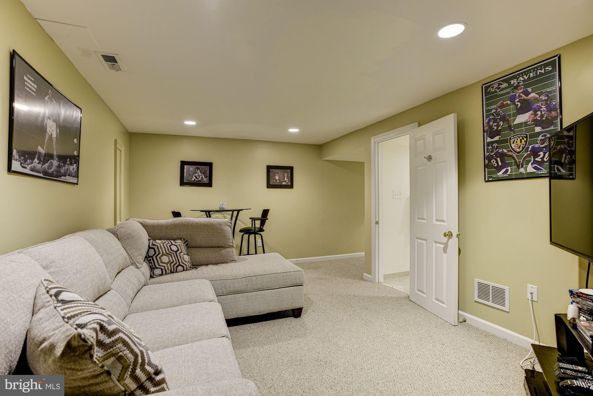4823 Hawksbury Road Baltimore, MD 21208 - Photo 21 of 31 Recreation Room