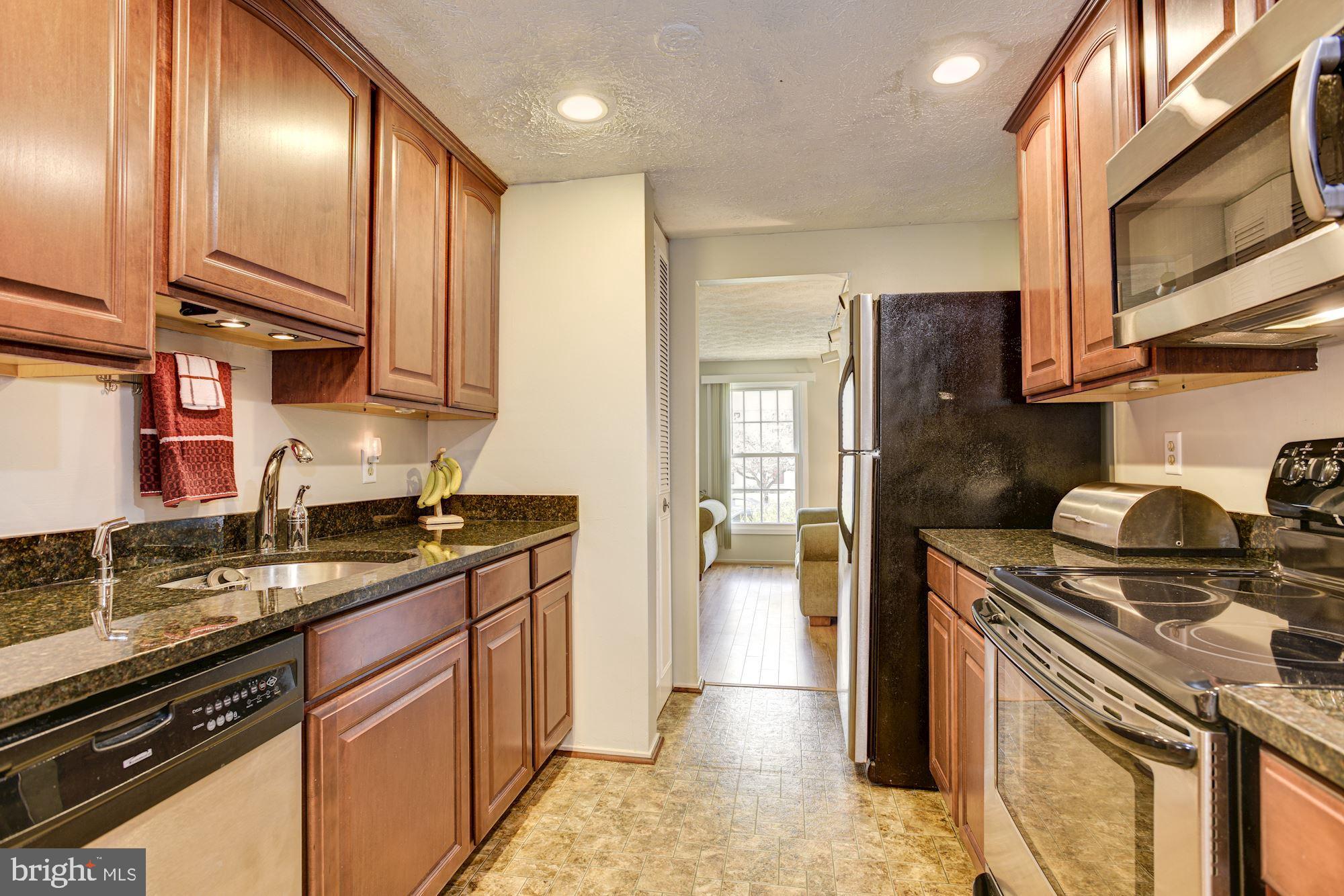 4823 Hawksbury Road Baltimore, MD 21208 - Photo 8 of 31 Kitchen
