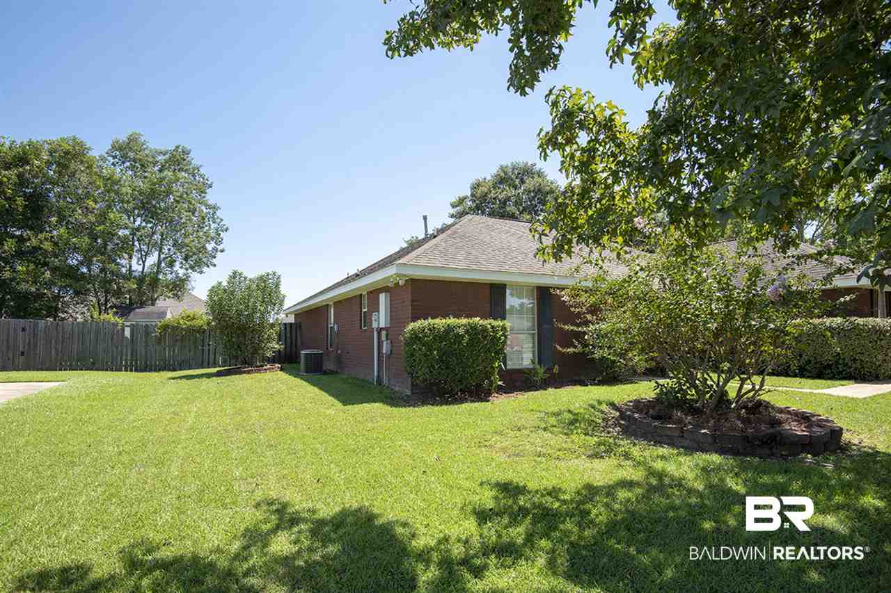 183 Pemberton Loop Fairhope, AL 36532 - Photo 3 of 24