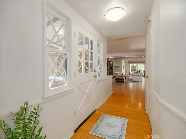 $7,000 | 4539 Hayvenhurst Avenue, Encino, CA 91436