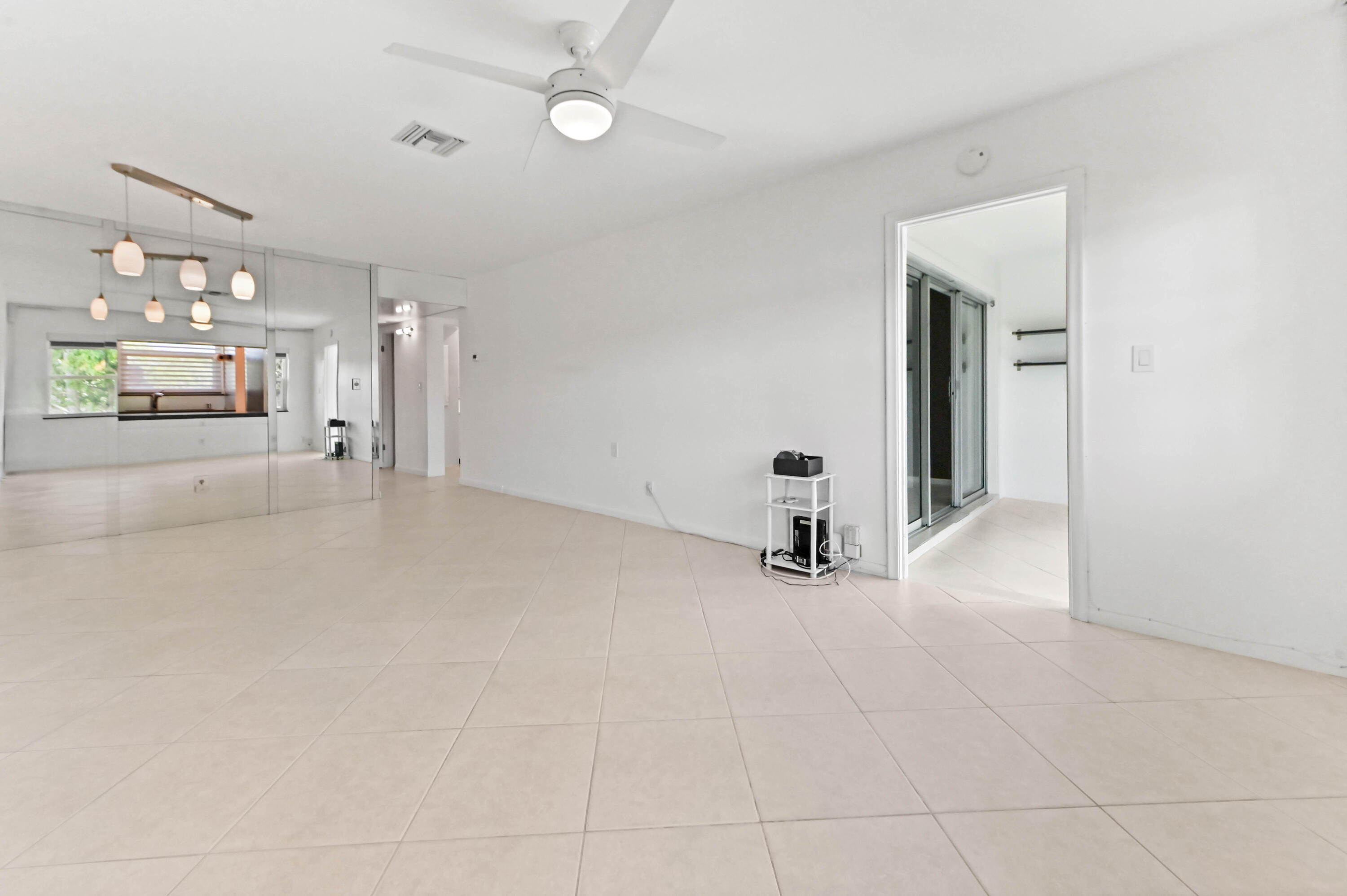 400 Northeast 20th Street, Unit A312 Boca Raton, FL 33431 - Photo 17 of 42 17 Living room 04