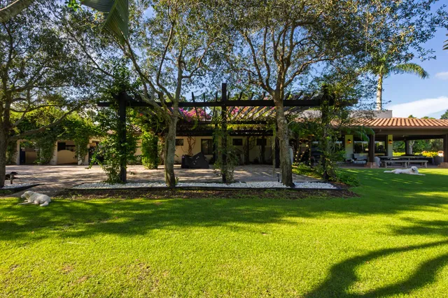 $3,300 | 5420 Las Palmas Avenue, Unit STALLS), Wellington, FL 33449