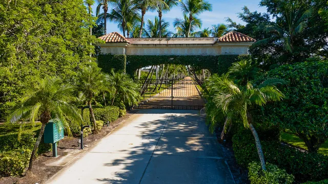 a view of a house with a big yard
