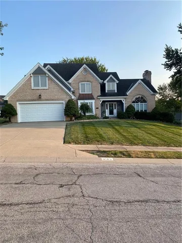 $430,000 | 3105 Northeast 70th Street, Gladstone, MO 64119