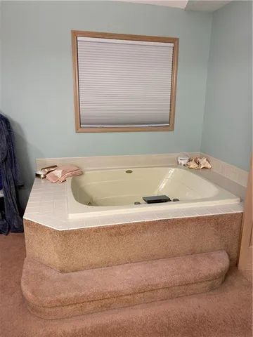 $430,000 | 3105 Northeast 70th Street, Gladstone, MO 64119