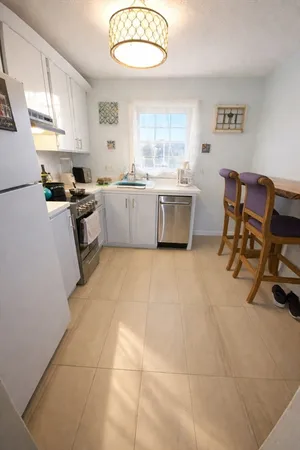 $155,900 | 32 Colony Road, Unit 1A, West Springfield, MA 01089