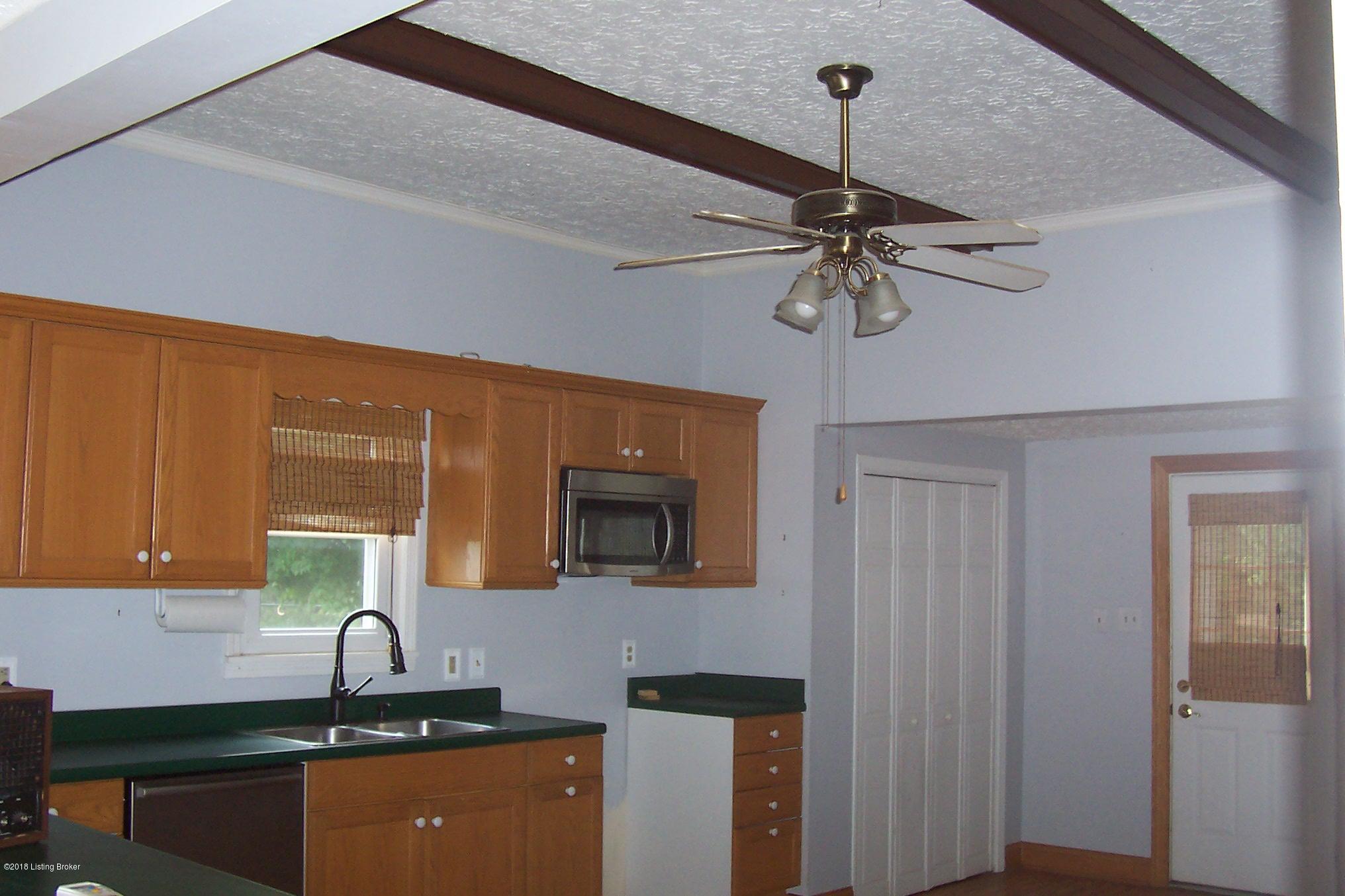 669 McDonald Road Leitchfield, KY 42754 - Photo 8 of 15 100_6883