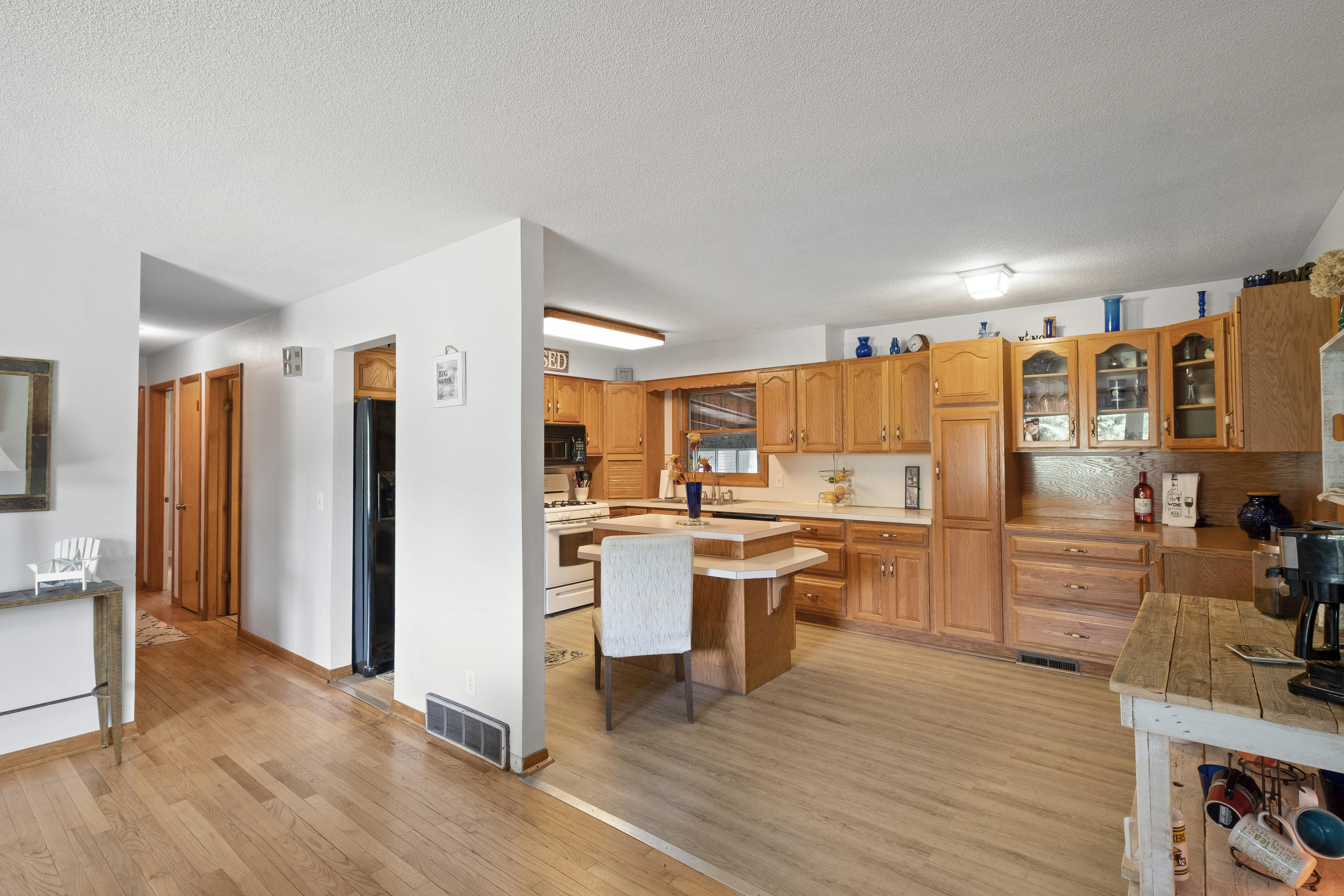 623 South Dangl Road Muskegon, MI 49442 - Photo 9 of 27 Photo-20
