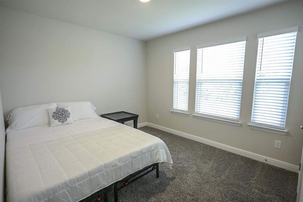 725 Golden Gate Pk Road Alvarado, TX 76009 - Photo 19 of 35 Bedroom 2 of 4
