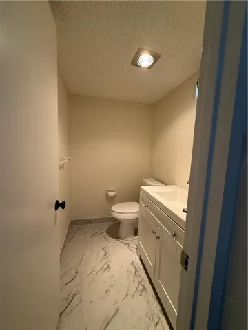 $1,300 | 1100 Ponce De Leon Circle, Unit N208, Vero Beach, FL 32960