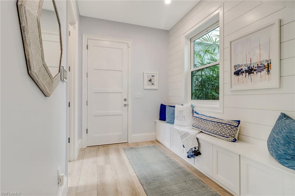 5130 Alpha Court Naples, FL 34105 - Photo 20 of 39