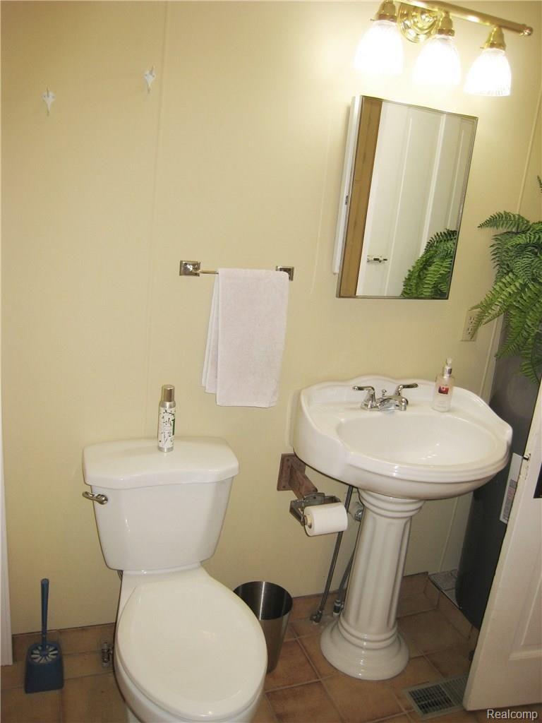 3219 North 17 Road Mesick, MI 49668 - Photo 29 of 68 IMG_5784.JPG