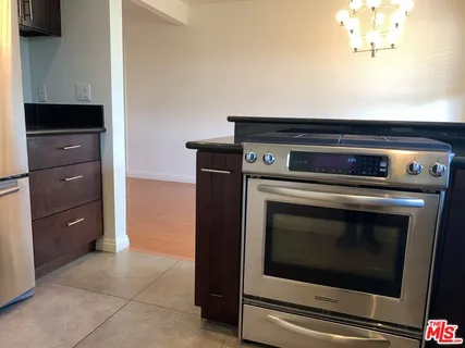 $2,395 | 1219 North Crescent Heights Boulevard, Unit C, West Hollywood, CA 90046