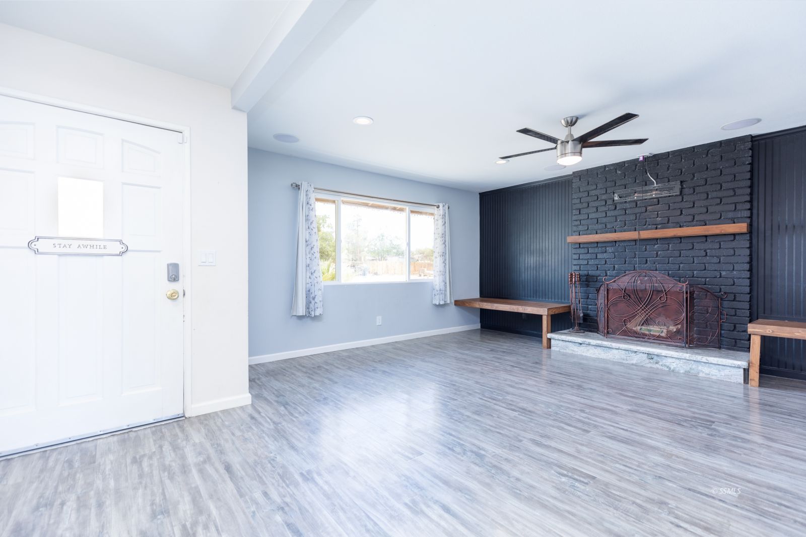 1241 West Iowa Avenue Ridgecrest, CA 93555 - Photo 7 of 33