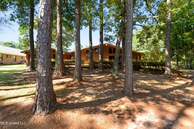 $440,000 | 7415 Mahalo Hui Drive, Diamondhead, MS 39525