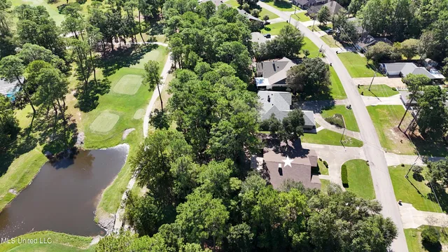 $440,000 | 7415 Mahalo Hui Drive, Diamondhead, MS 39525