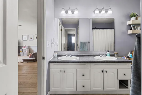 $264,900 | 408 East Victory Street, Sidney, IL 61877