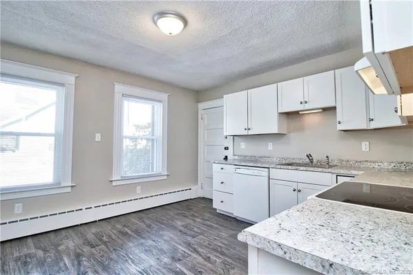 $1,500 | 15 Diamond Street, Unit B, Plymouth, CT 06786