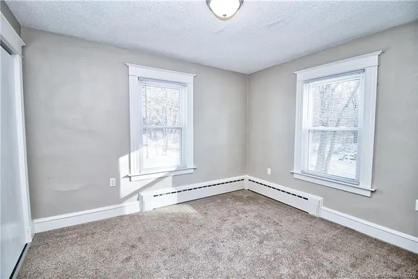 $1,500 | 15 Diamond Street, Unit B, Plymouth, CT 06786