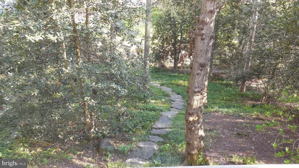 $1,349,000 | 9431 Talisman Drive, Vienna, VA 22182