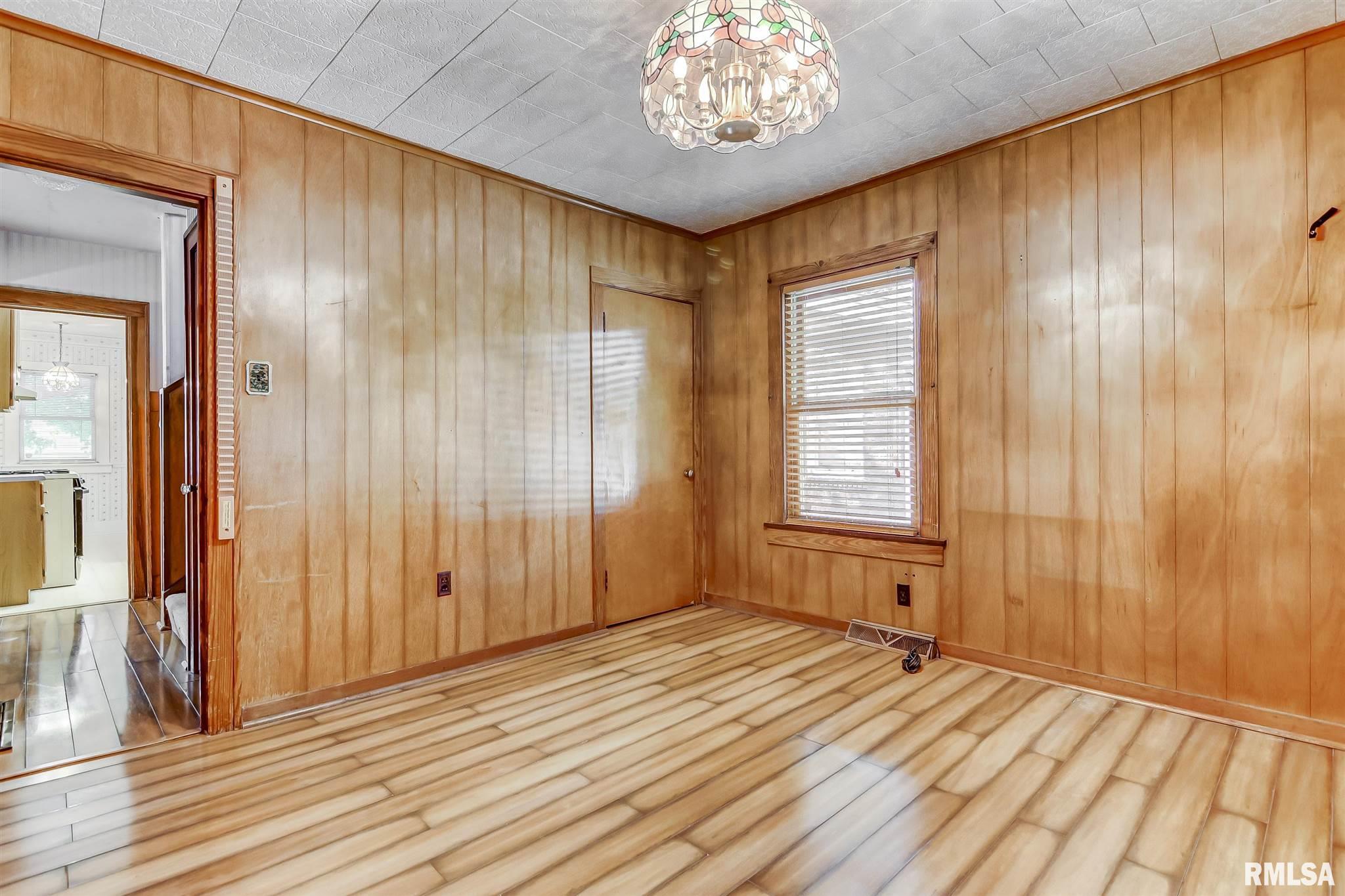 2033 South 4th Street Springfield, IL 62703 - Photo 23 of 35